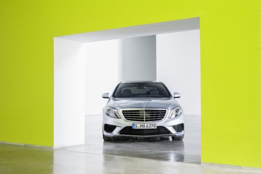  Mercedes-Benz S63 AMG 2014 года  (фото 17 из 125)